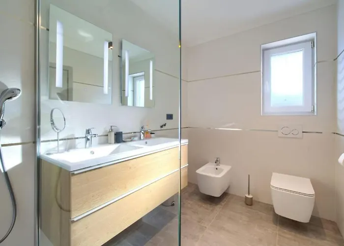 Valle By Guide Villa *